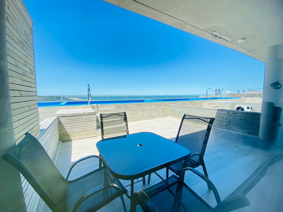 Foto principal de Acogedor monoambiente con una vista increíble al mar en Punta Ballena · Uruguay