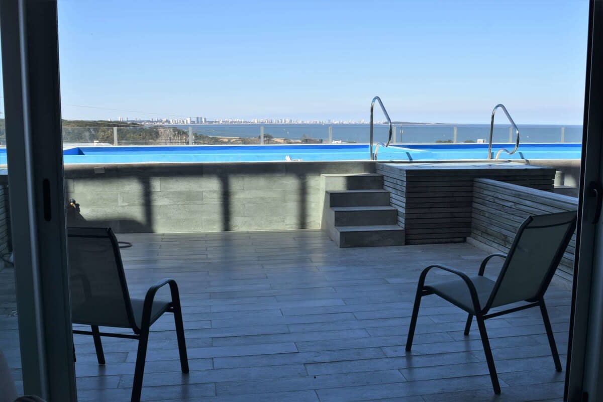 View 9