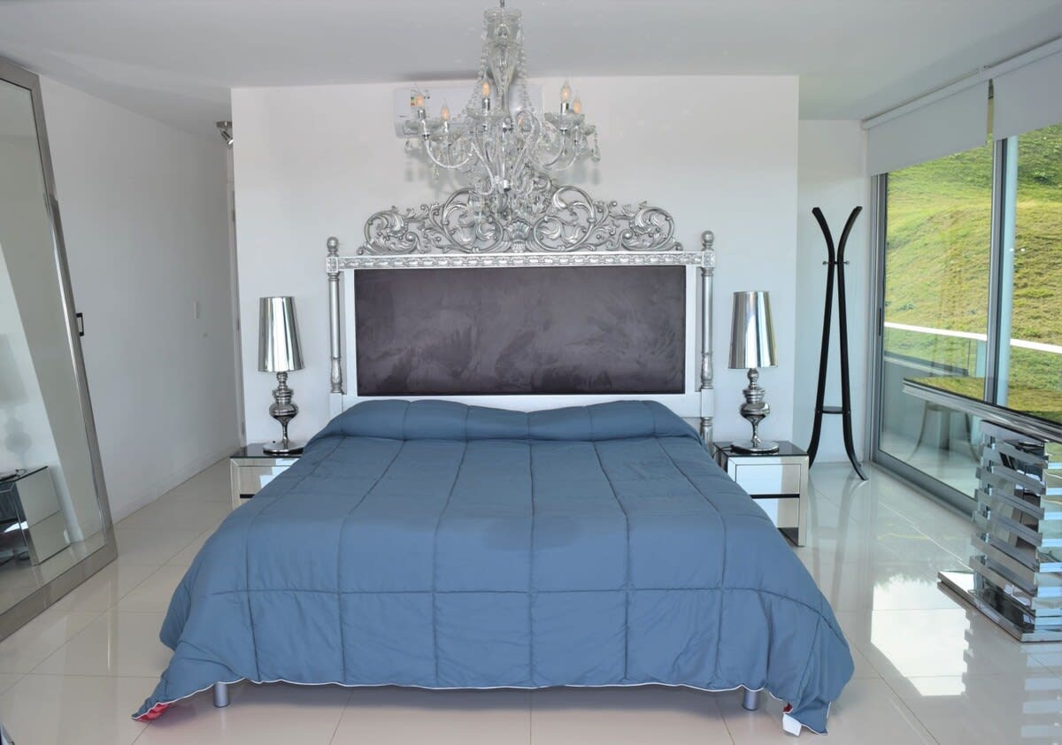 View 2