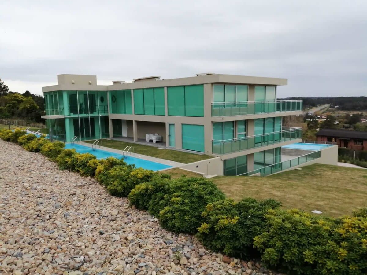 Foto principal de Acogedor monoambiente con una vista increíble al mar en Punta Ballena · Uruguay