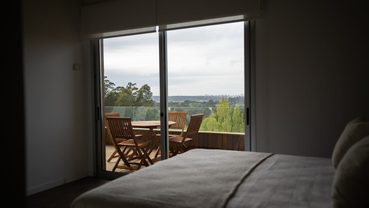 View 3