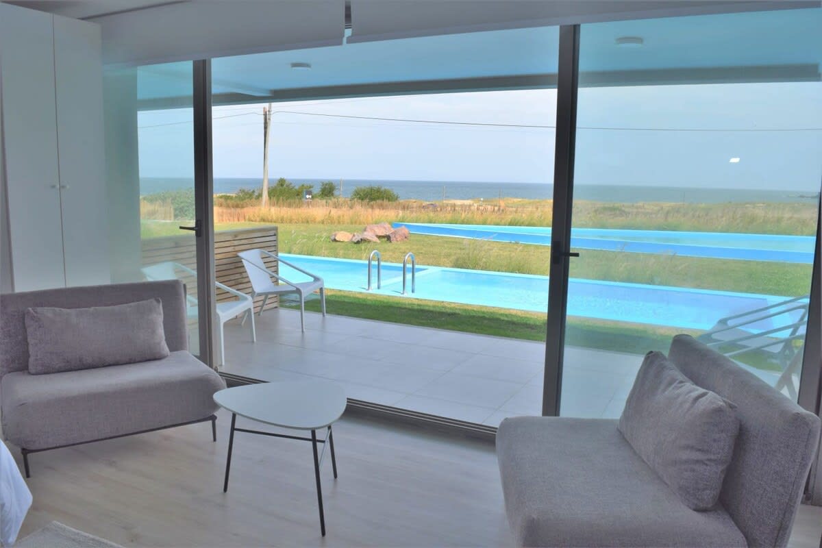 View 3