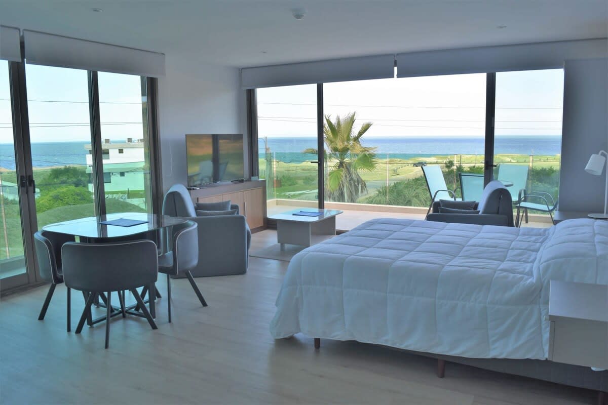 Foto principal de Hermoso monoambiente con vista al mar en Punta Ballena · Uruguay