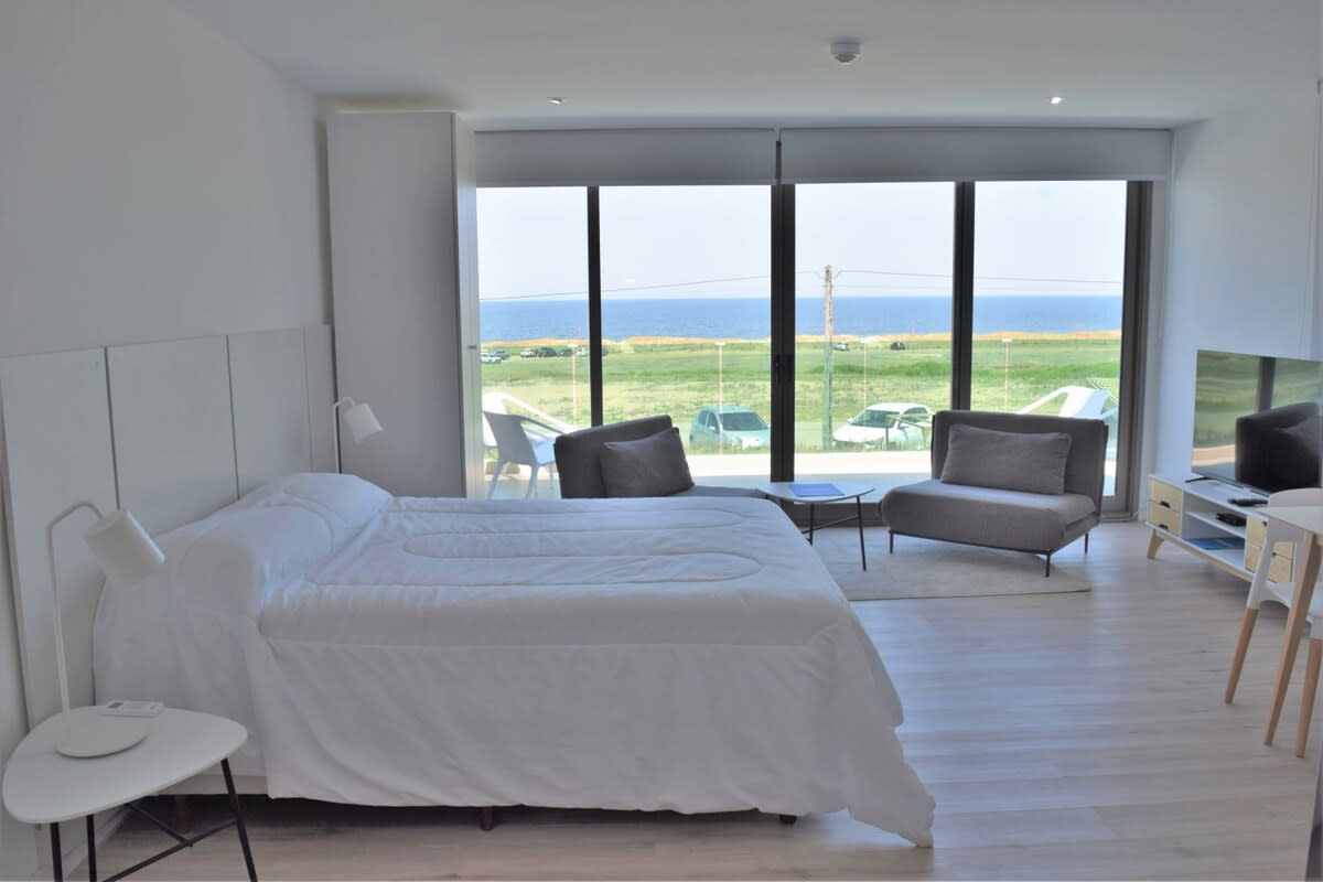 Foto principal de Hermoso monoambiente con vista al mar en Punta Ballena · Uruguay