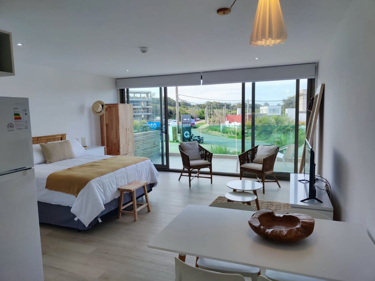 Foto principal de Hermoso monoambiente con vista al parque en Punta Ballena · Uruguay