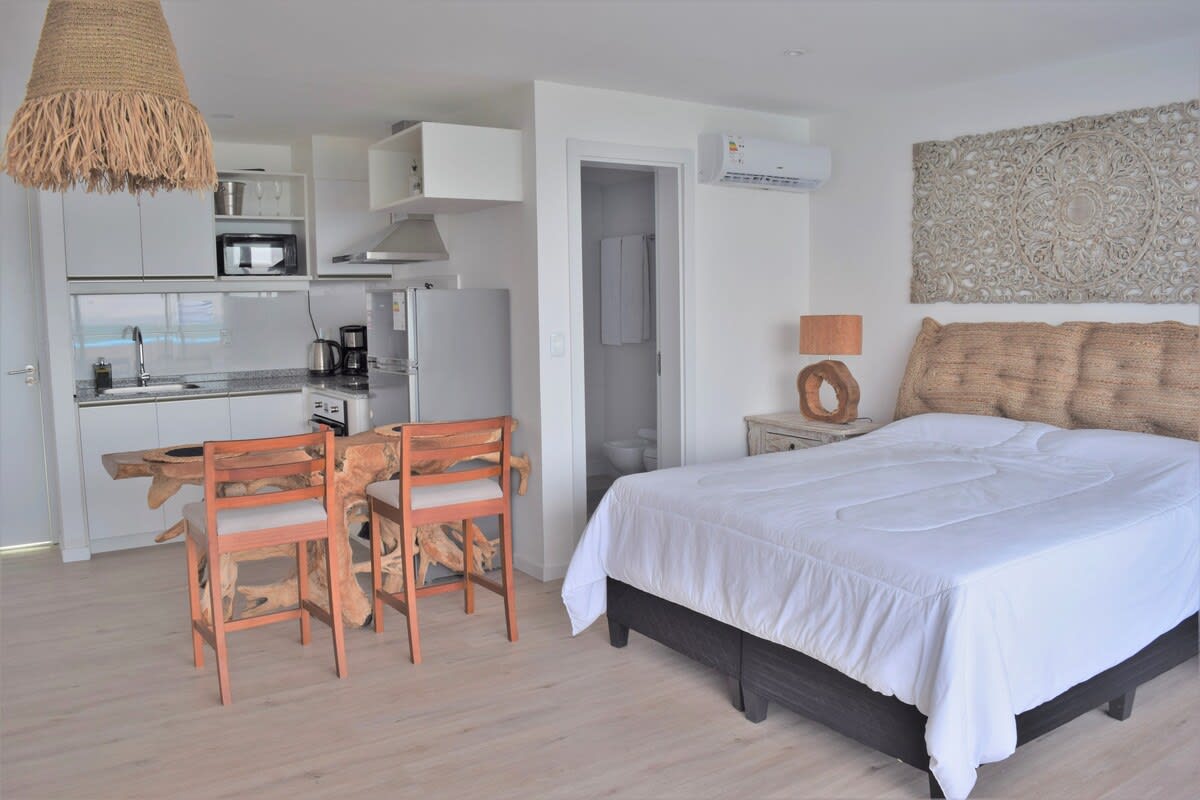 Foto principal de Lindo monoambiente con vista al mar en Punta Ballena · Uruguay
