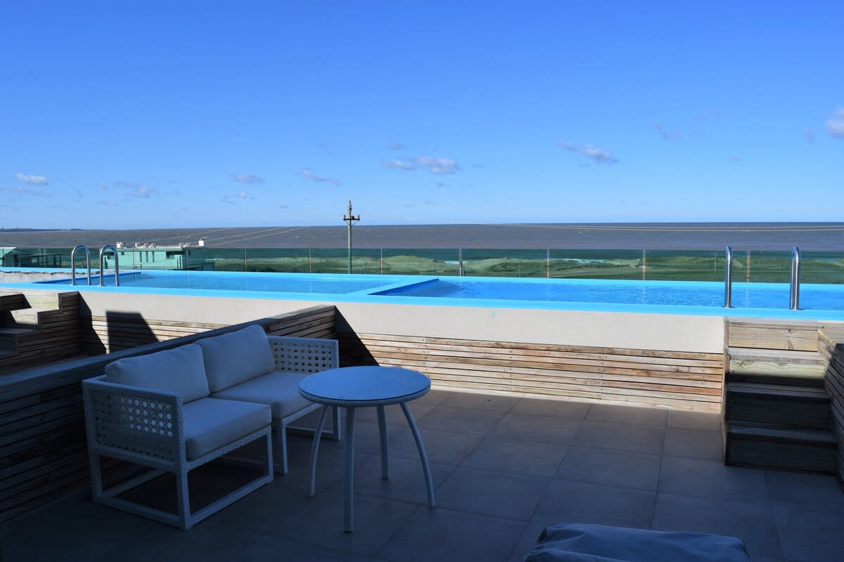 View 10