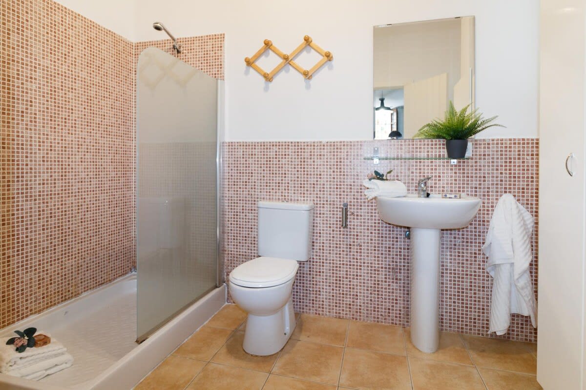 Cozy and Equipped in the Heart of Seville's Old Town