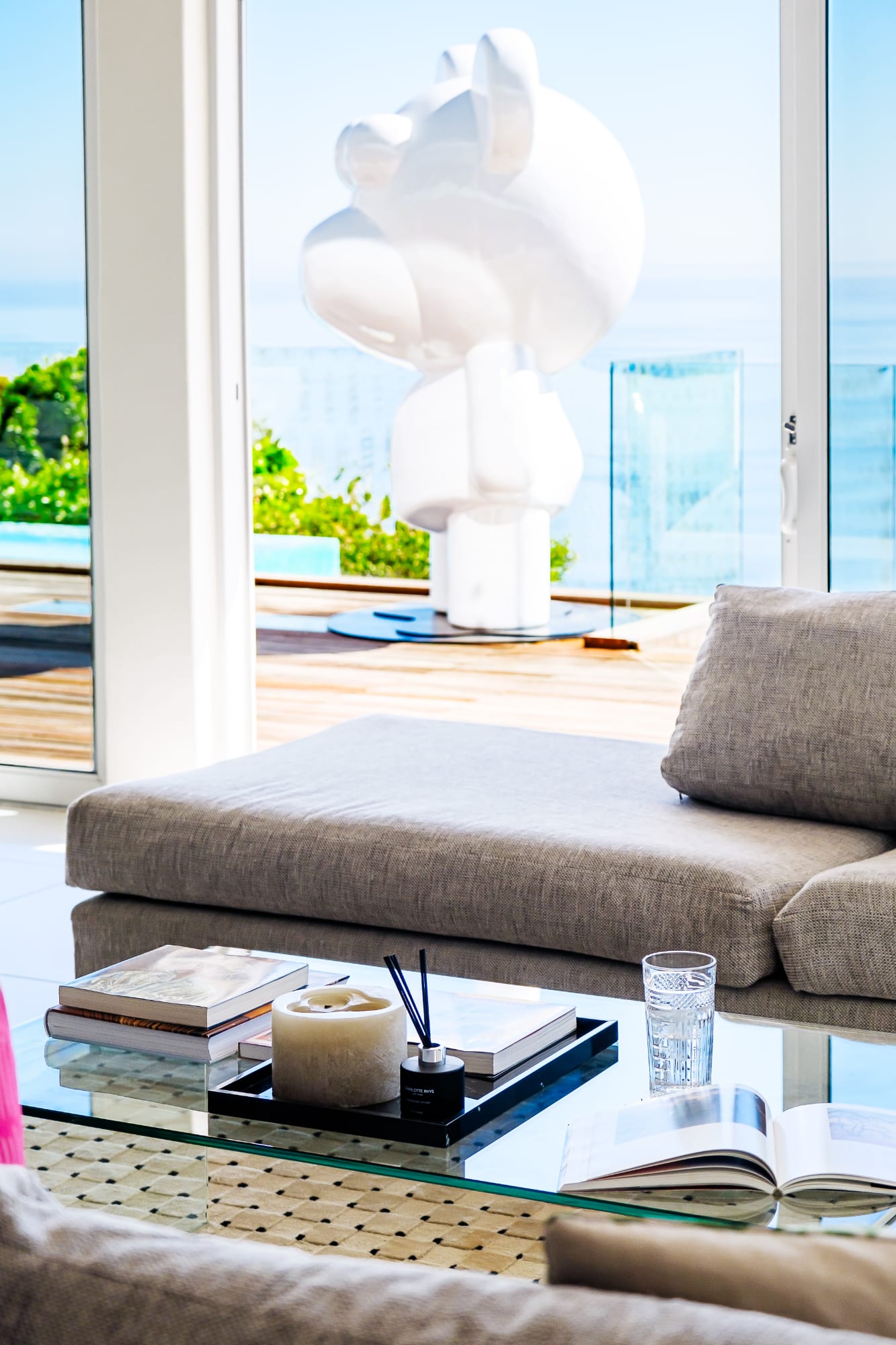 Exceptionally Unique Magnum Villa w Sea Views 9