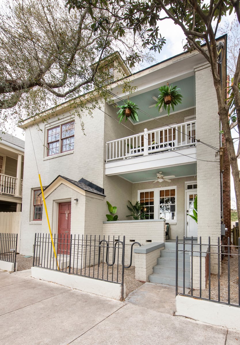 Welcome to your downtown Charleston rental! Explore all things downtown by foot!