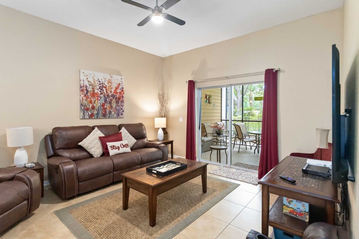 2BR condo in Bahama Bay ground floor big patio - Photo 3