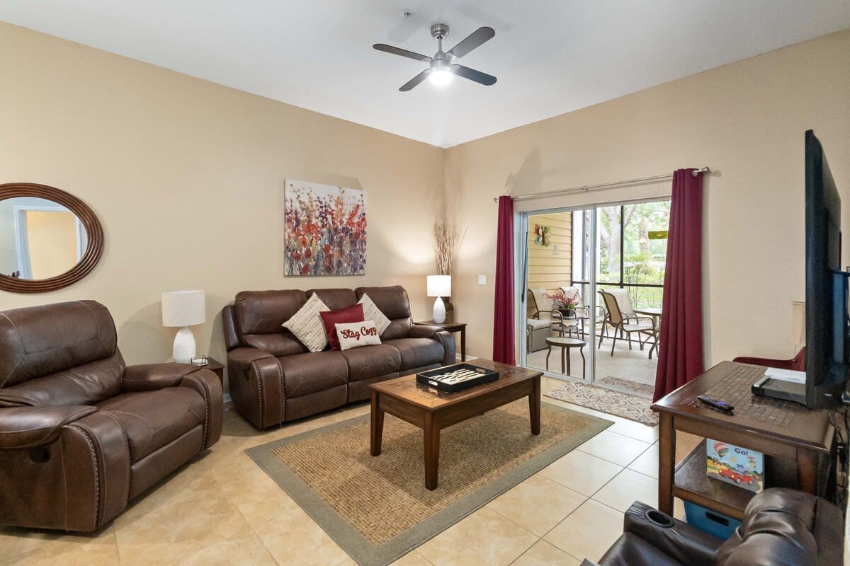 2BR condo in Bahama Bay ground floor big patio - Photo 11