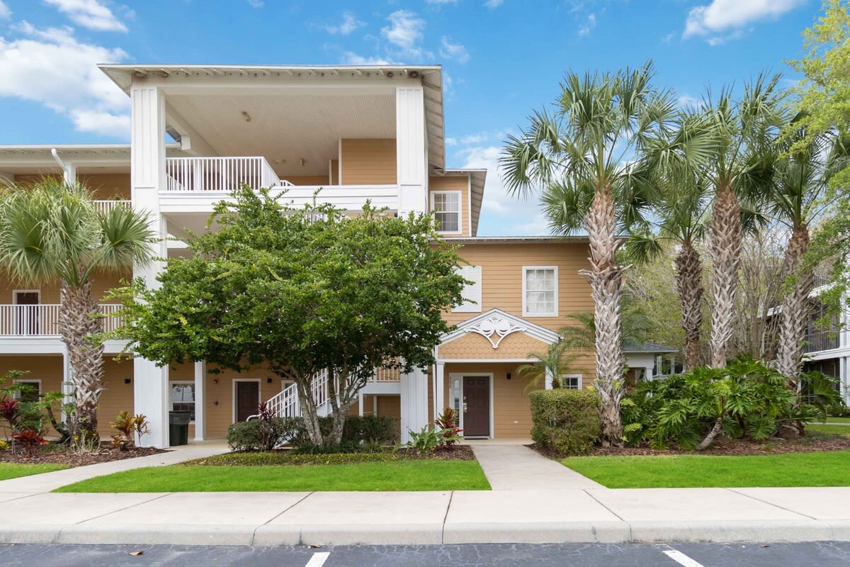 2BR condo in Bahama Bay ground floor big patio - Photo 8