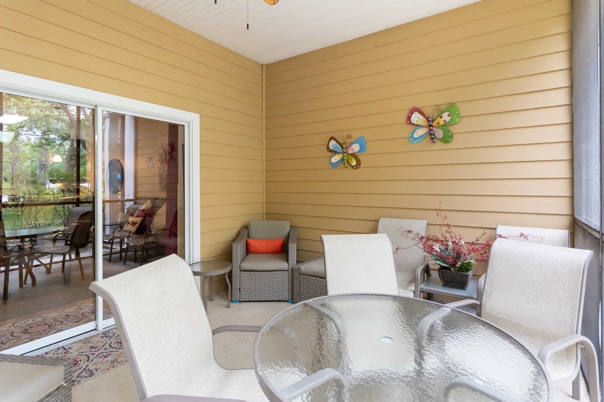 2BR condo in Bahama Bay ground floor big patio - Photo 7