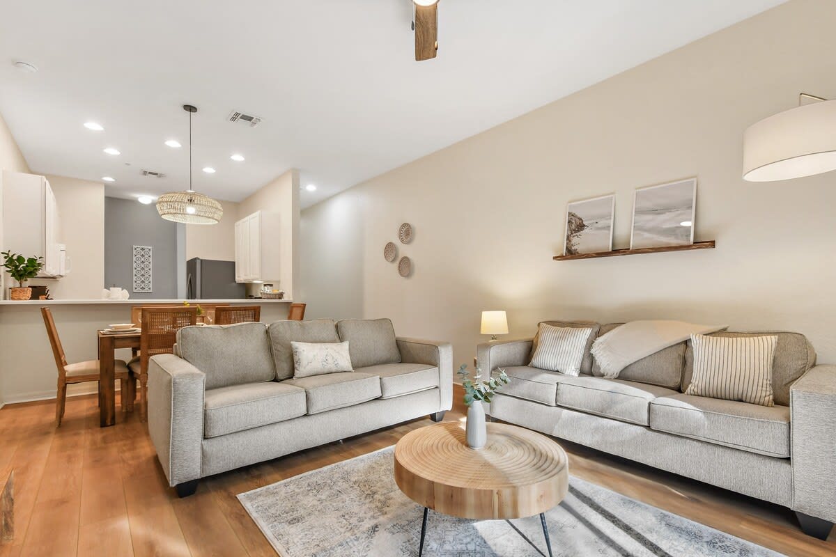 Bahama Bay 3 bedrooms Completely renovated