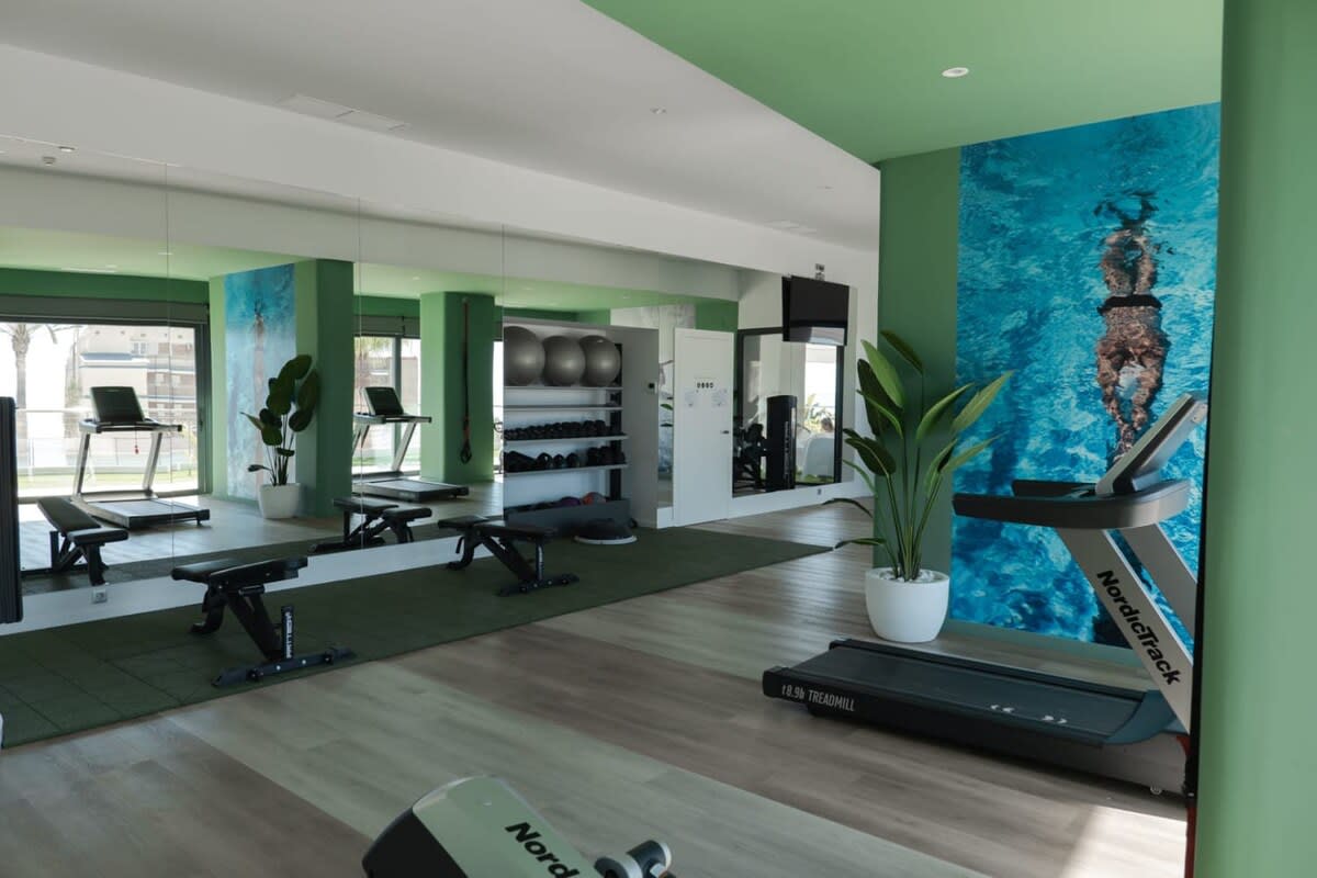 Av. República Argentina, 17, 1 1, 03502 Benidorm, Alicante, Spain