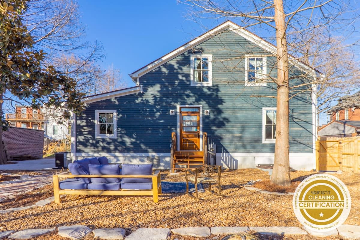 Benton Park Farmhouse Game Room ABODEbucks — St. Louis, MO — vacation rental