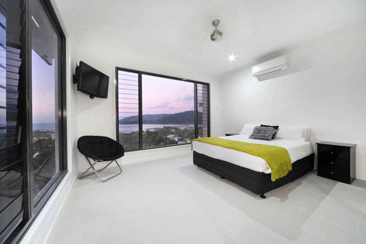 View 8