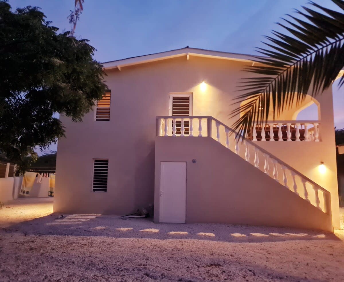 12 Makambaplein, Kralendijk, Caribbean Netherlands