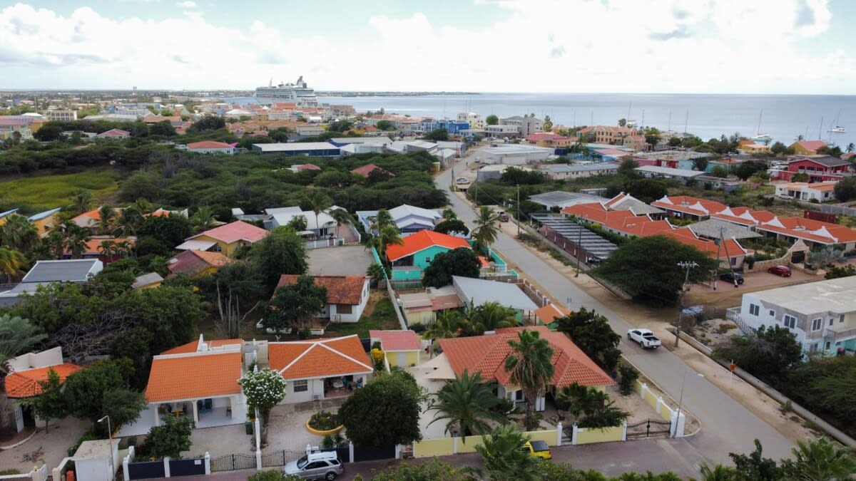 21 Makambaplein, Kralendijk, Caribbean Netherlands