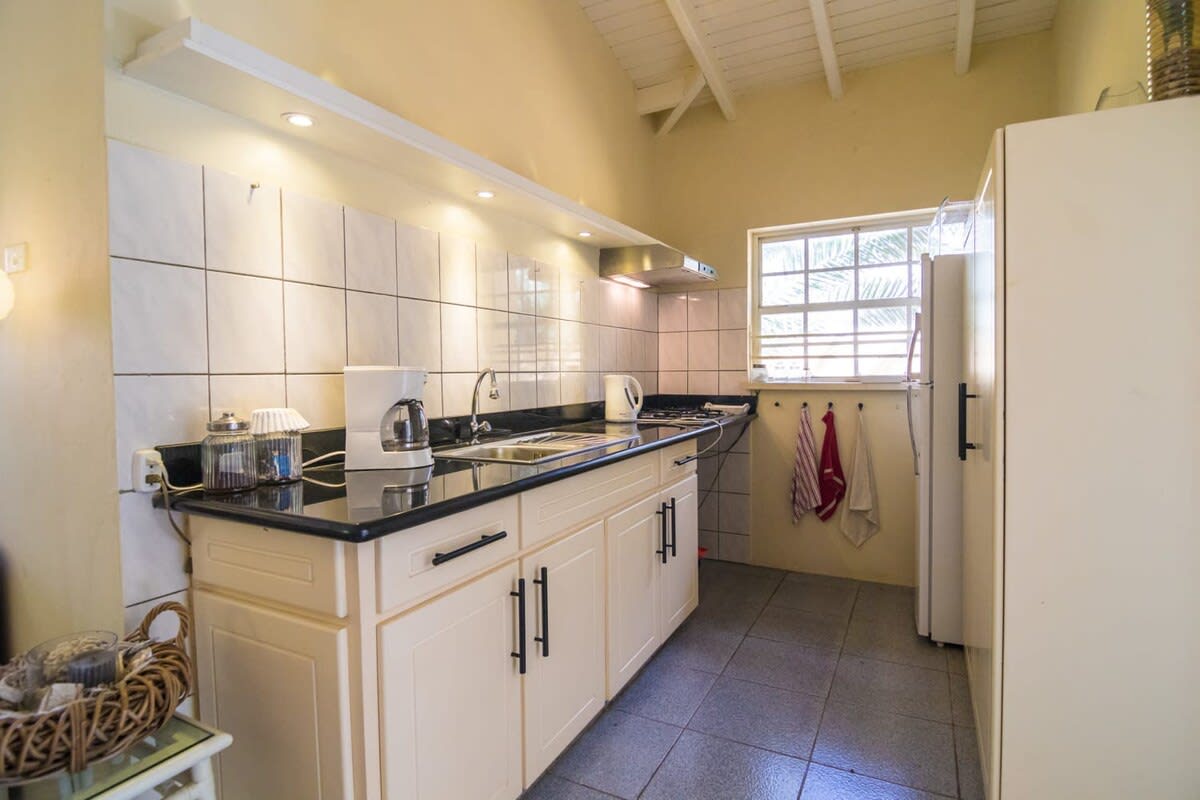 28 Makambaplein, Kralendijk, Caribbean Netherlands