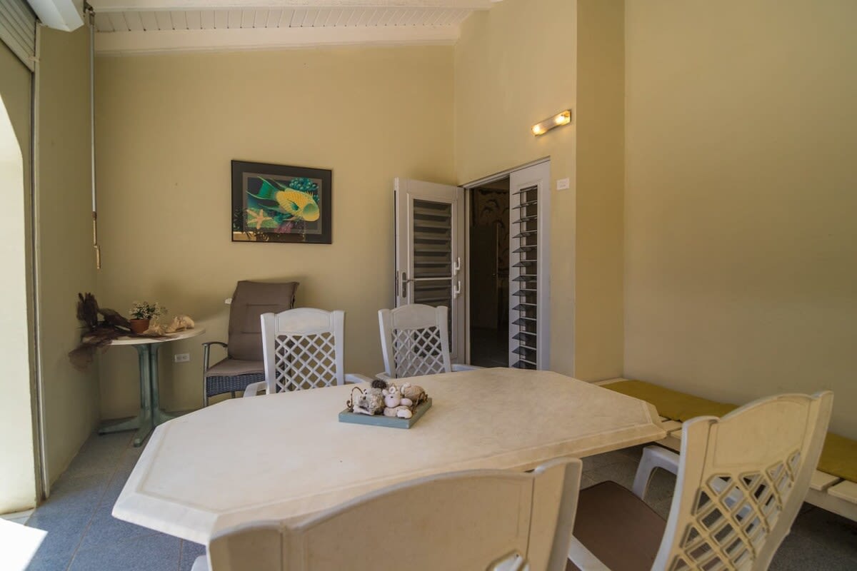 28 Makambaplein, Kralendijk, Caribbean Netherlands