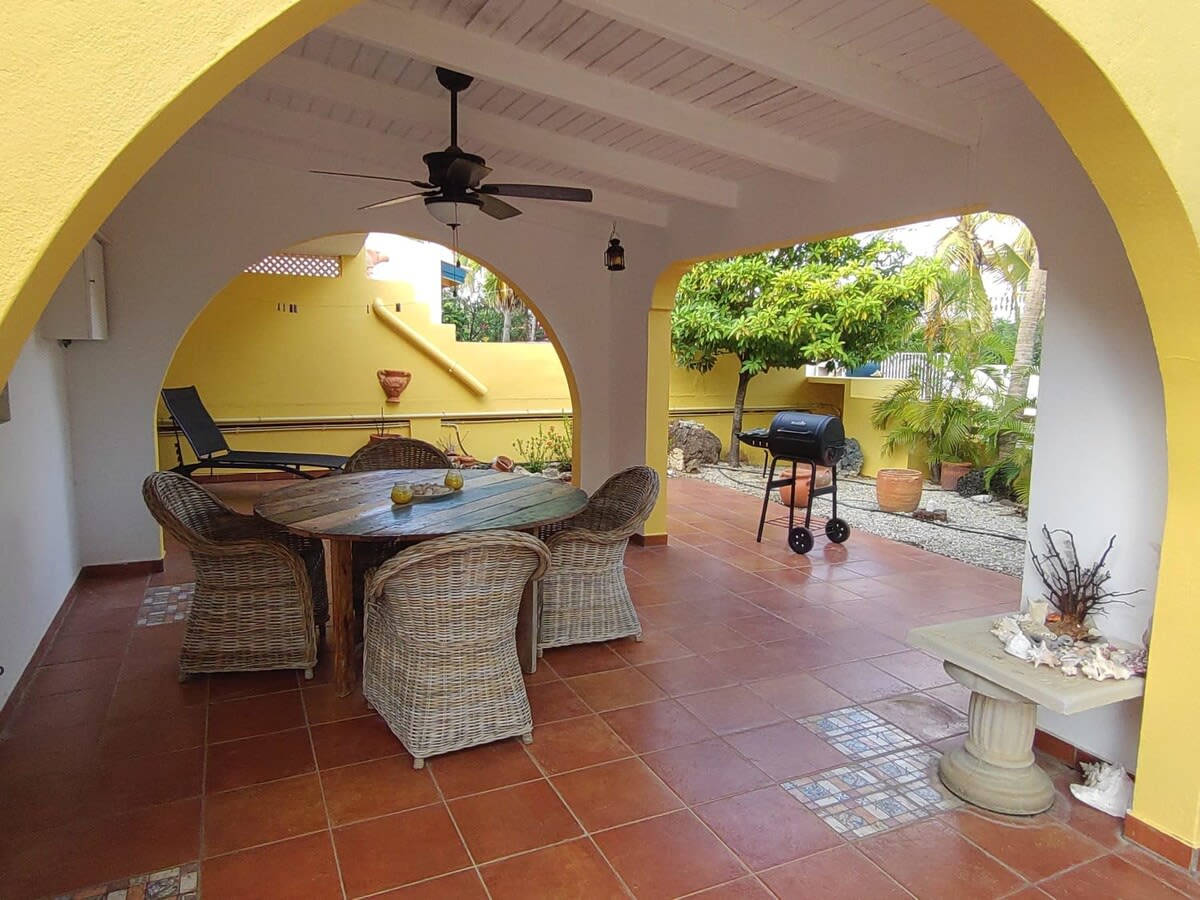 30 Makambaplein, Kralendijk, Caribbean Netherlands