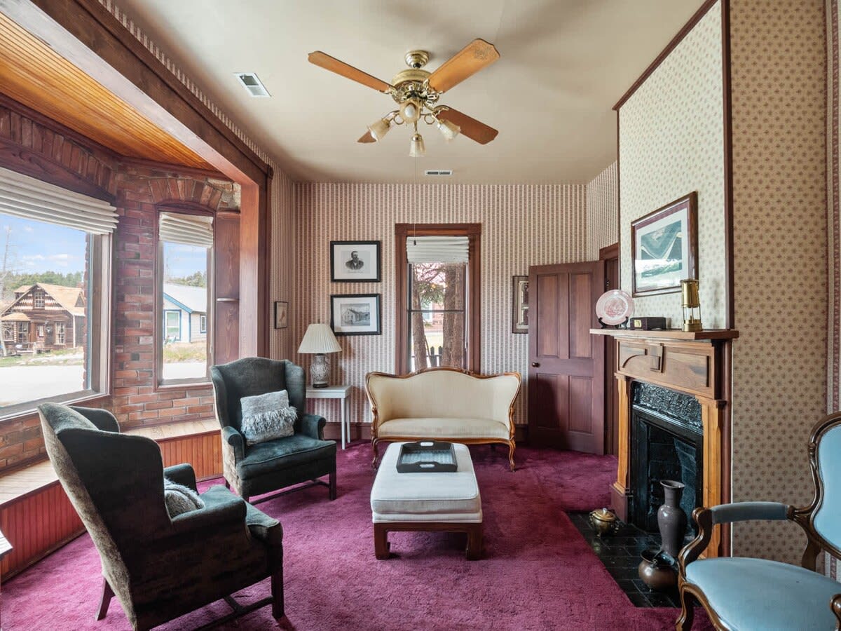 Historic 3BR w/ Loft:Mountain View & Near Town — Leadville, CO — vacation rental