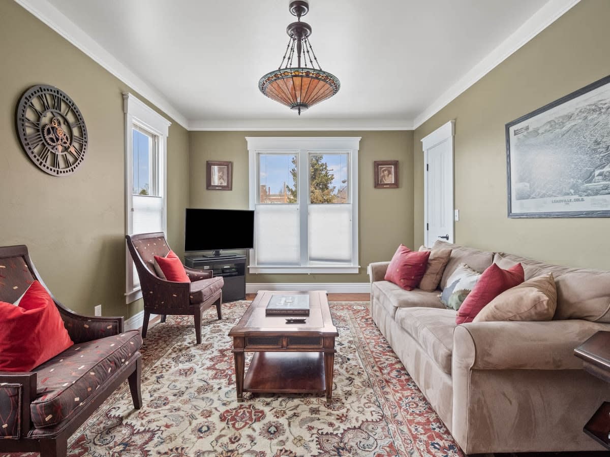 Stylish, Cozy 3BR Victorian w/ BBQ, Spacious — Leadville, CO — vacation rental