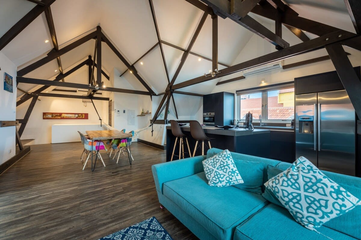Scenic Blue Marlin Apartment in Willemstad 5