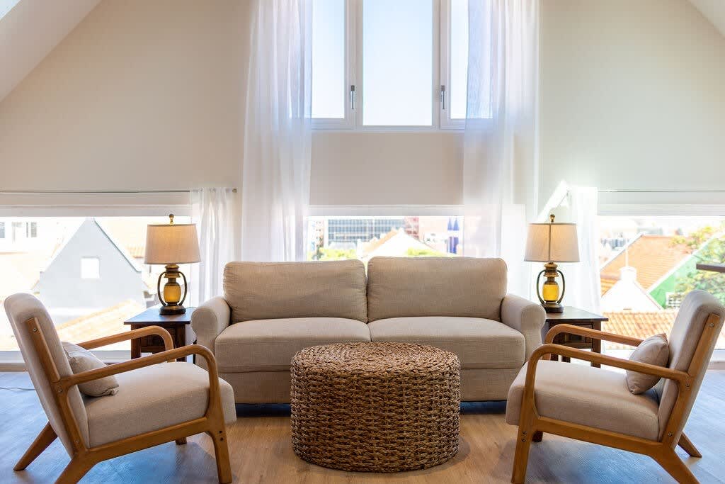 Spacious Townhouse in Willemstad City Center