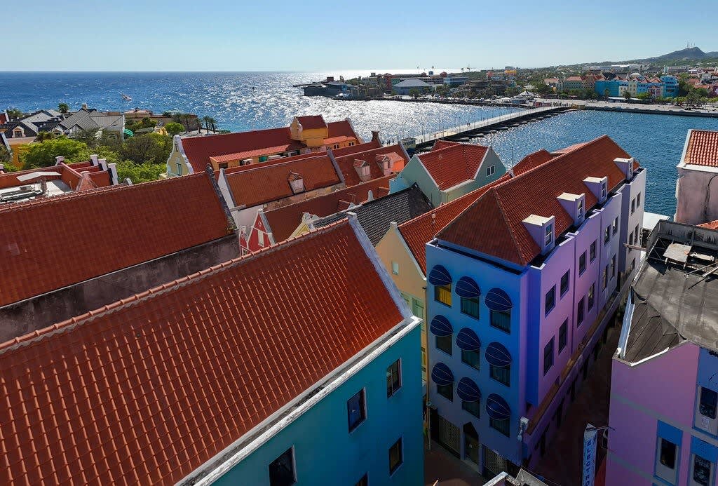 Spacious Townhouse in Willemstad City Center 2