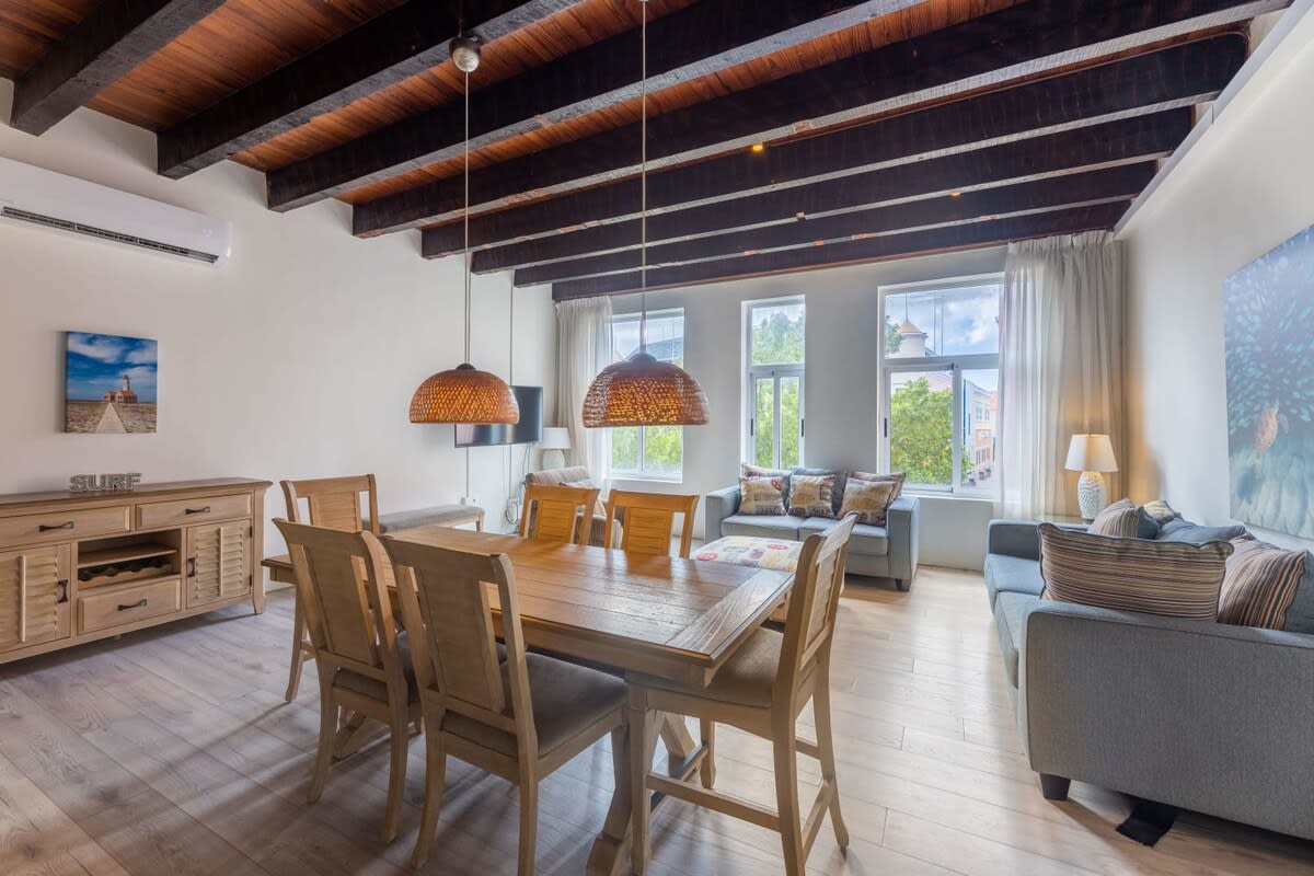 Heart of the City: Plaza Jojo Heritage Home 6