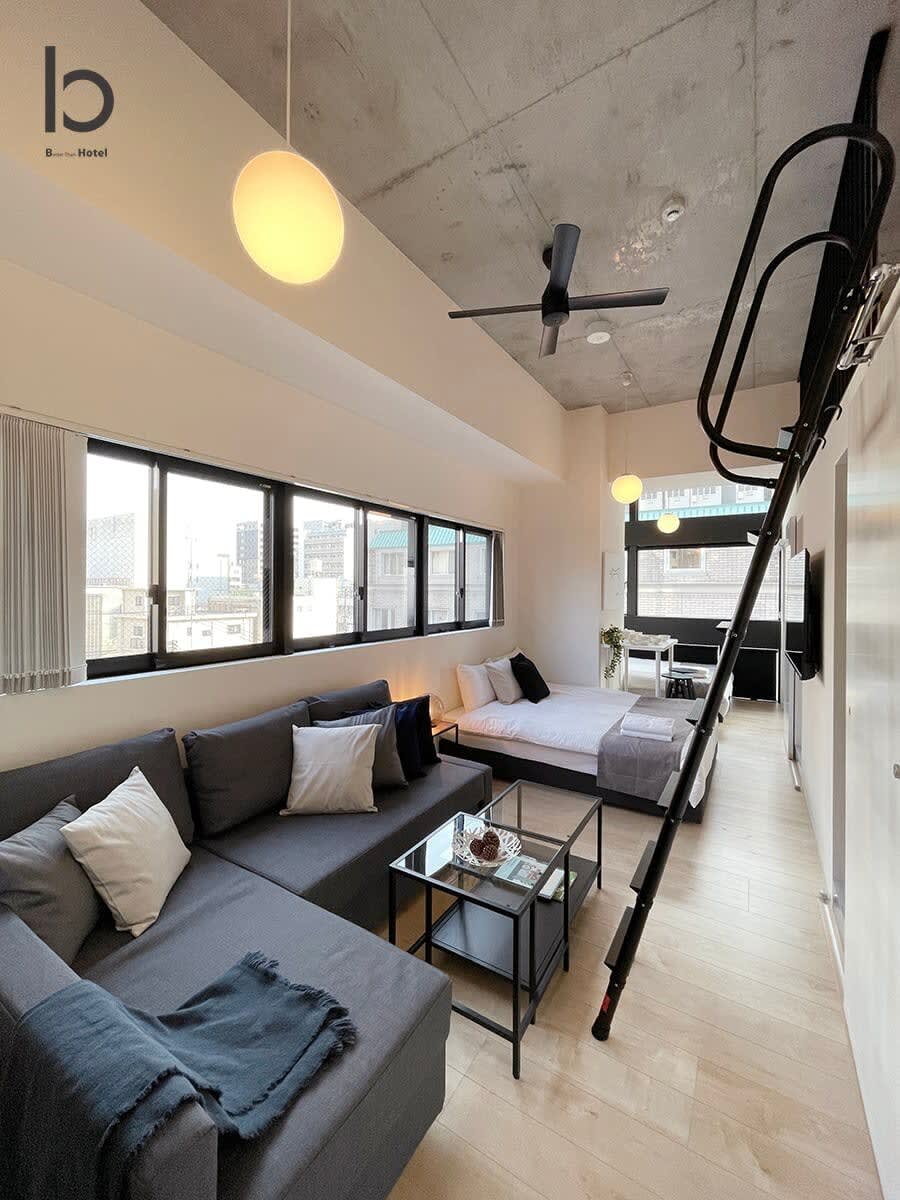 View 8