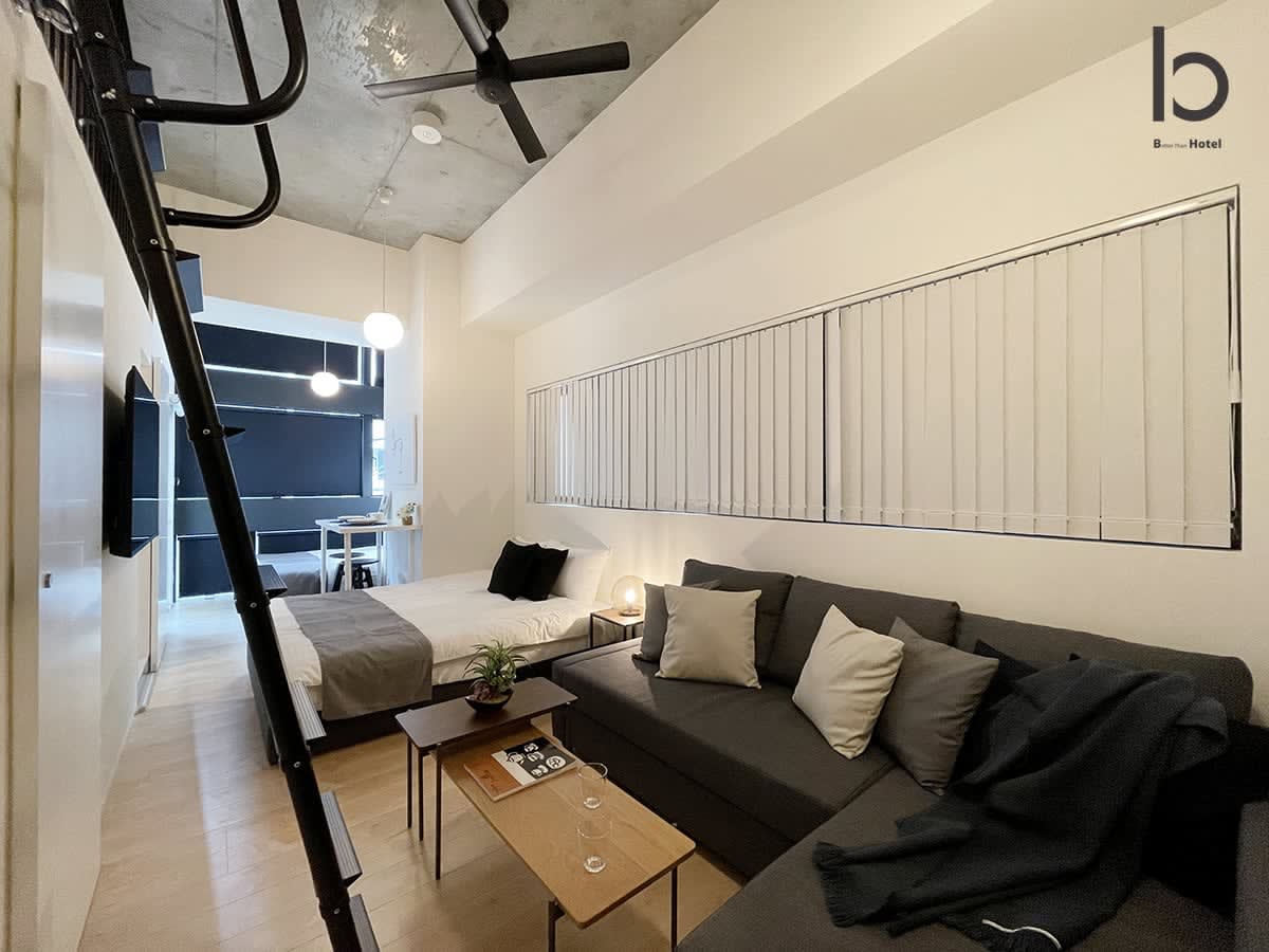 b hotel Neko Yard | Modern Loft Studio Downtown - Picture 12