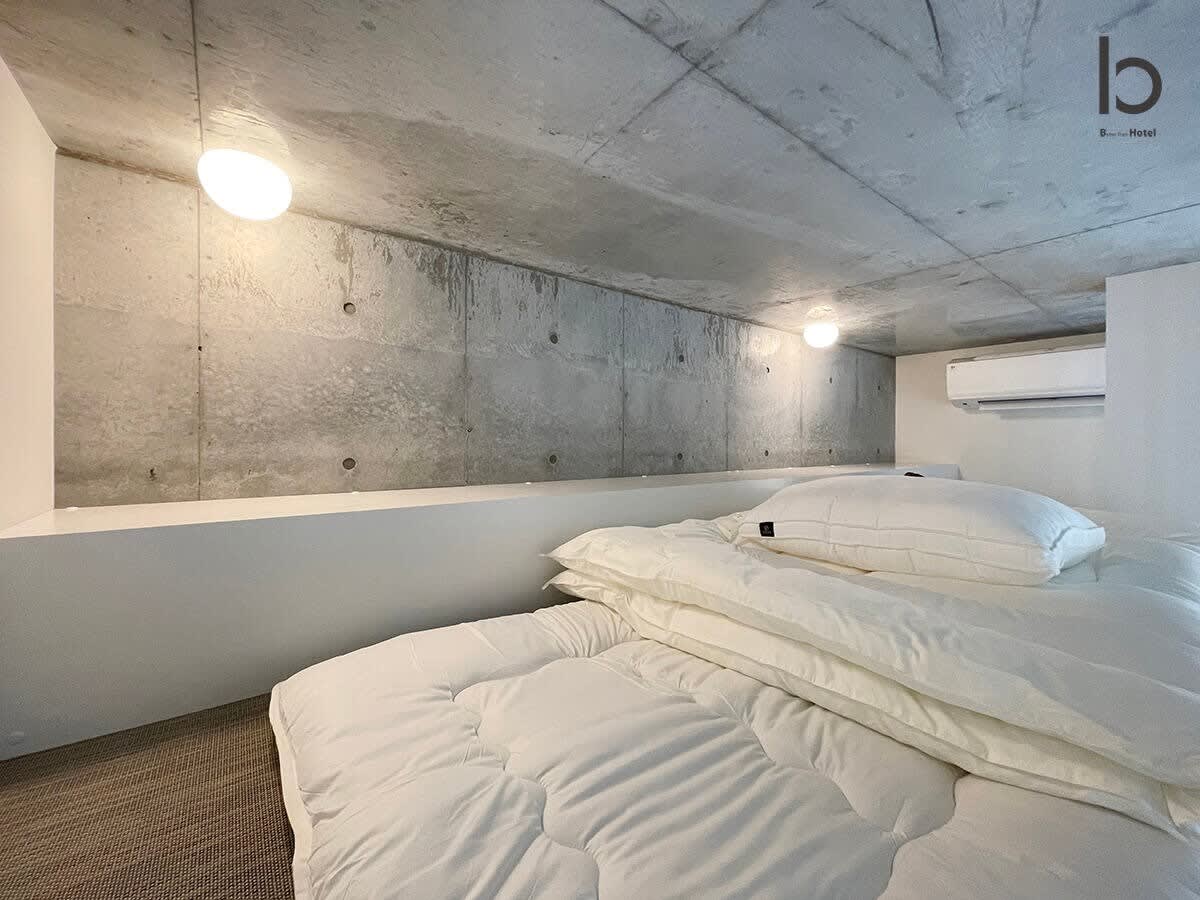 b hotel Neko Yard | Modern Loft Studio Downtown - Picture 33