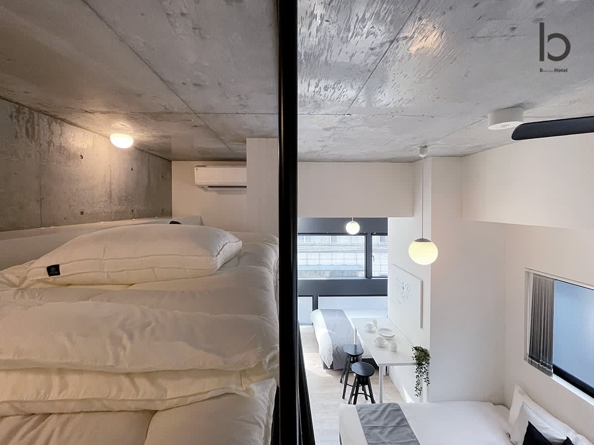 b hotel Neko Yard | Modern Loft Studio Downtown - Picture 32