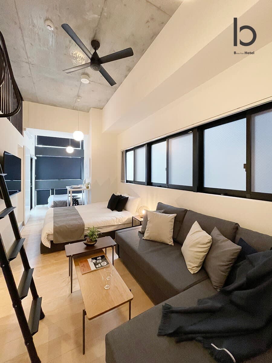 b hotel Neko Yard | Modern Loft Studio Downtown - Picture 11