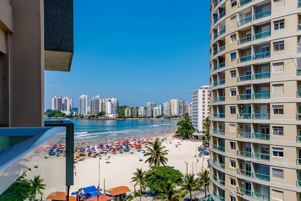 Marvelous apartment with ocean view in Pitangueira