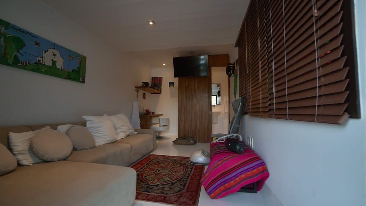 View 9