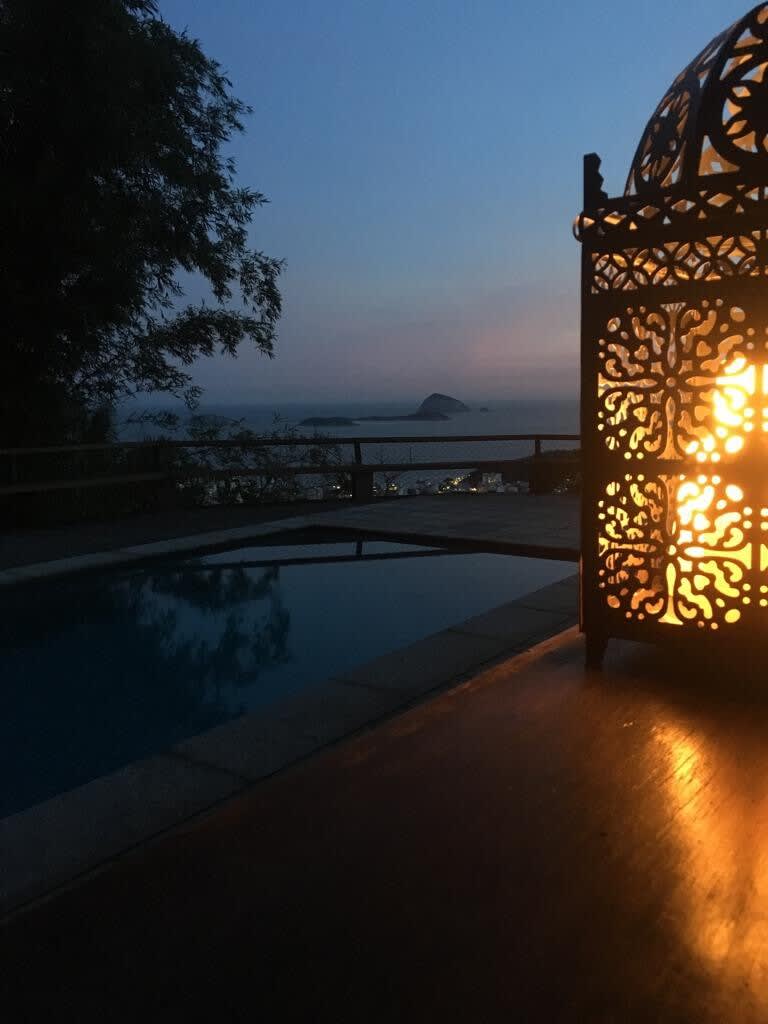 View 10