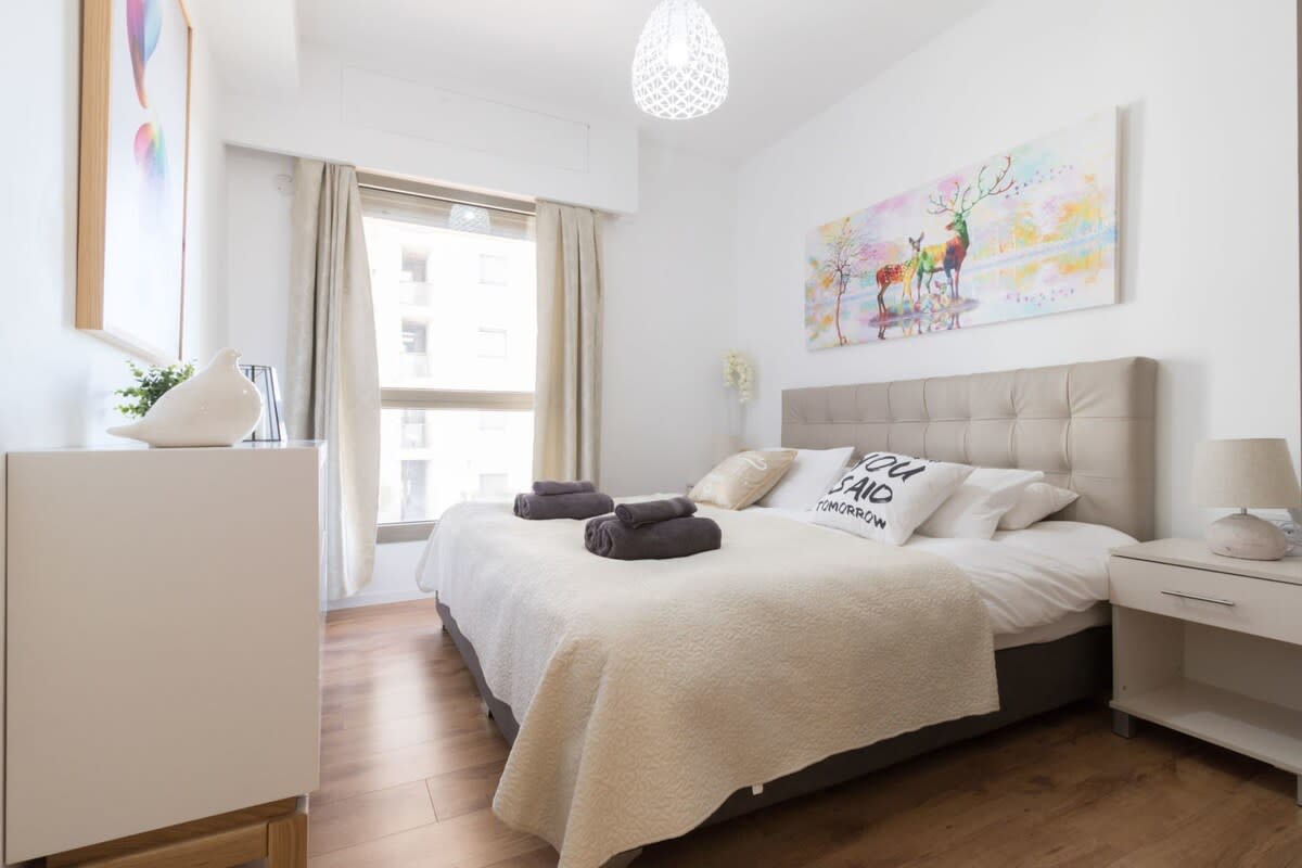 1 Bedroom in city center free parking photo 23