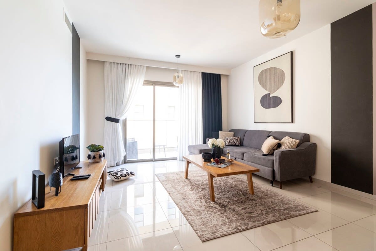 Spacious 2 bedrooms+parking in city center – vacation rental in Jerusalem