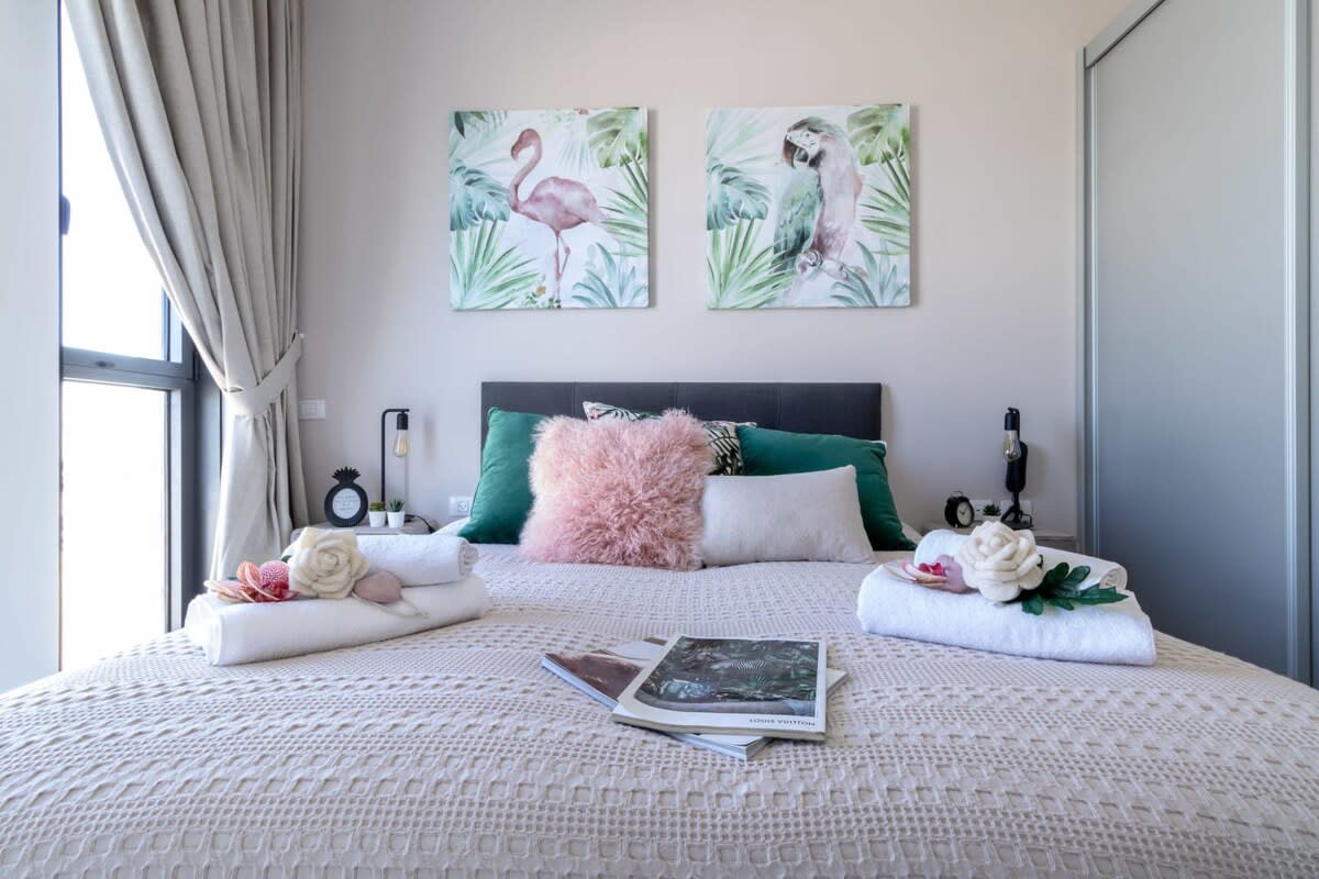 Stylish 1 bedroom in city center photo 31
