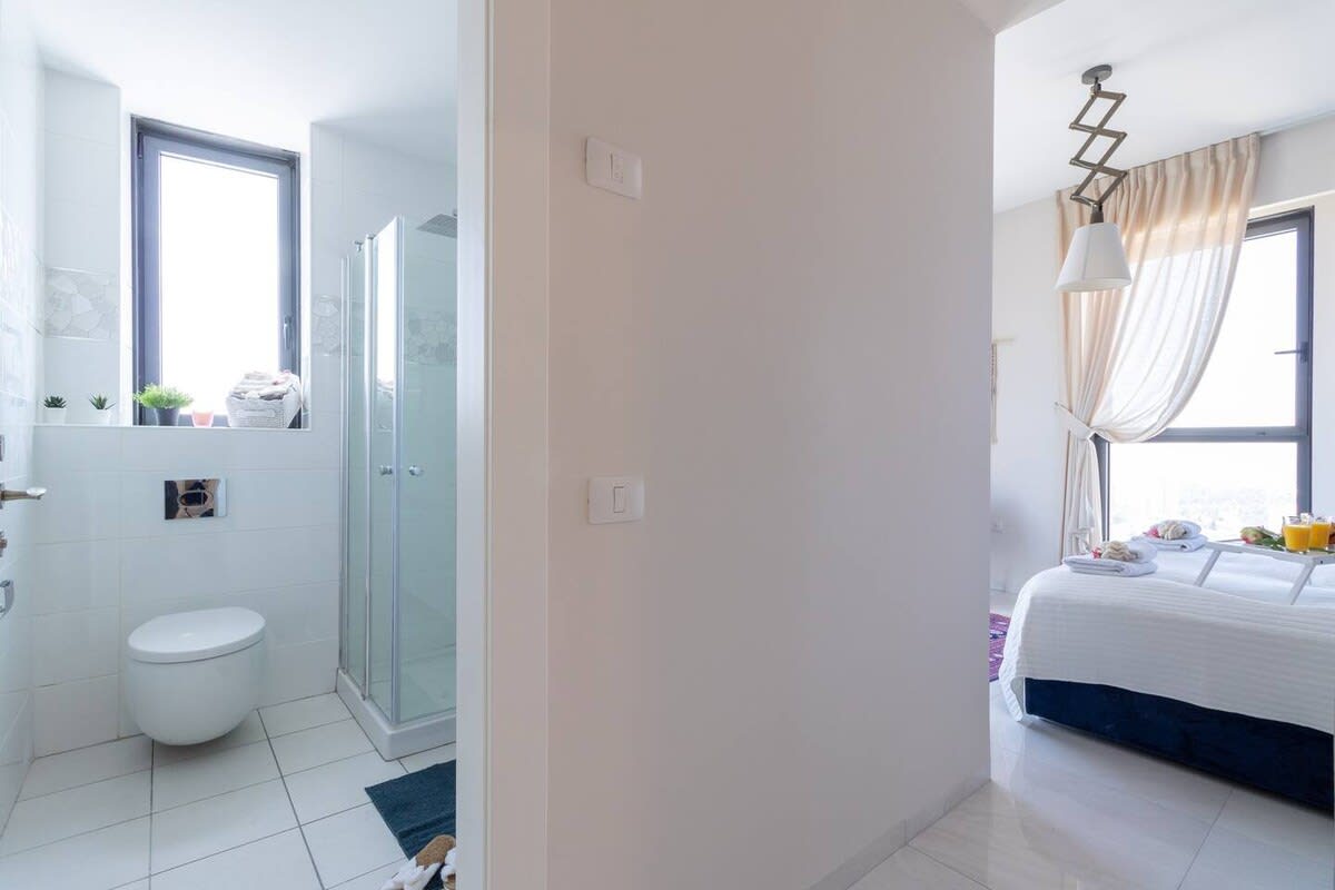 3 BR JTower Stunning view! photo 18