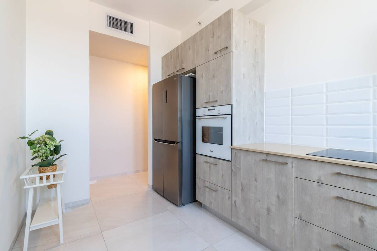 3 BR JTower Stunning view! photo 16