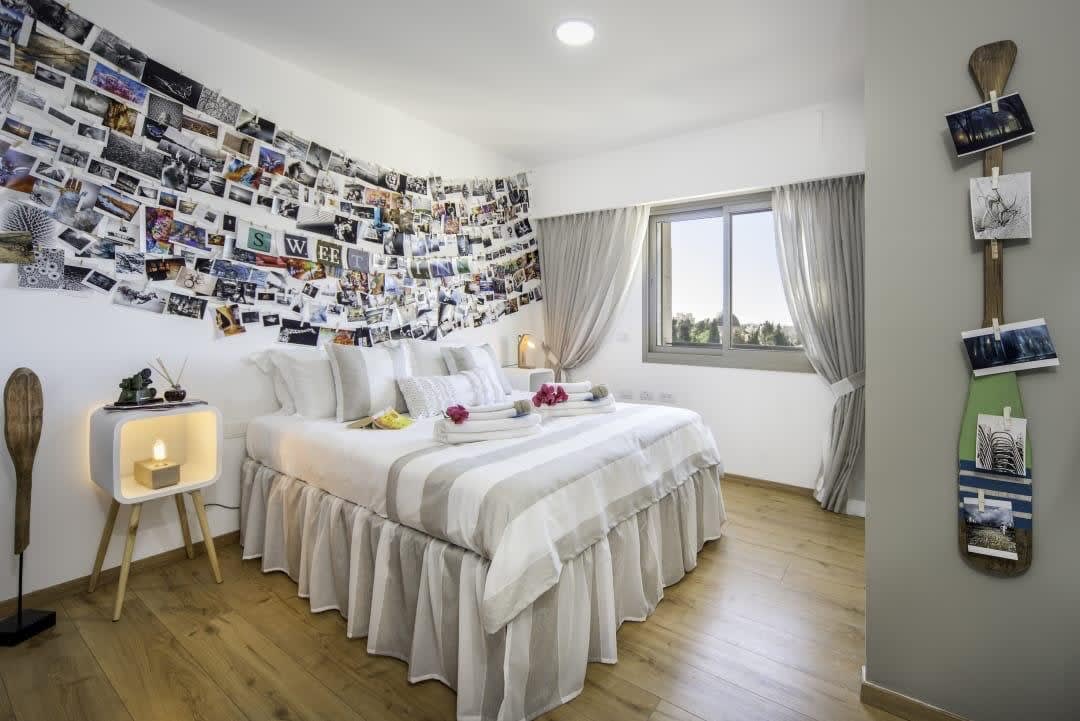 Exceptional 3 Bedroom/Parking in best area of town photo 5