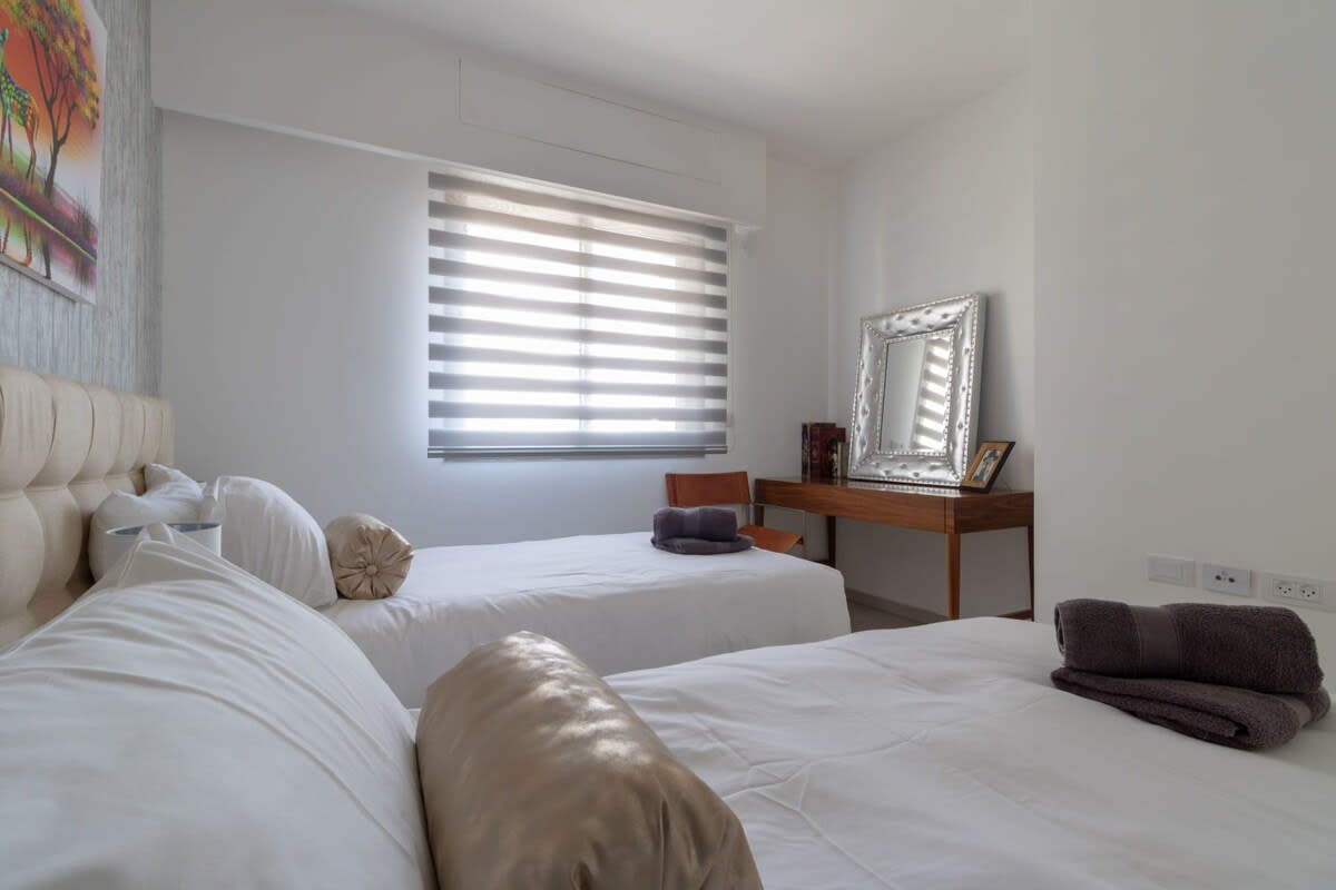 Haneviim court 2 bedroom with amazing Sukka balcony 52 photo 49