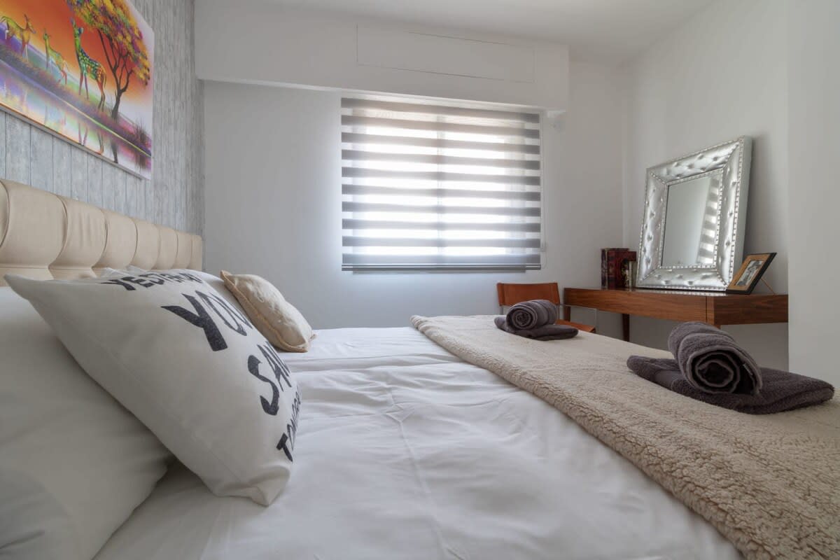 Haneviim court 2 bedroom with amazing Sukka balcony 52 photo 45