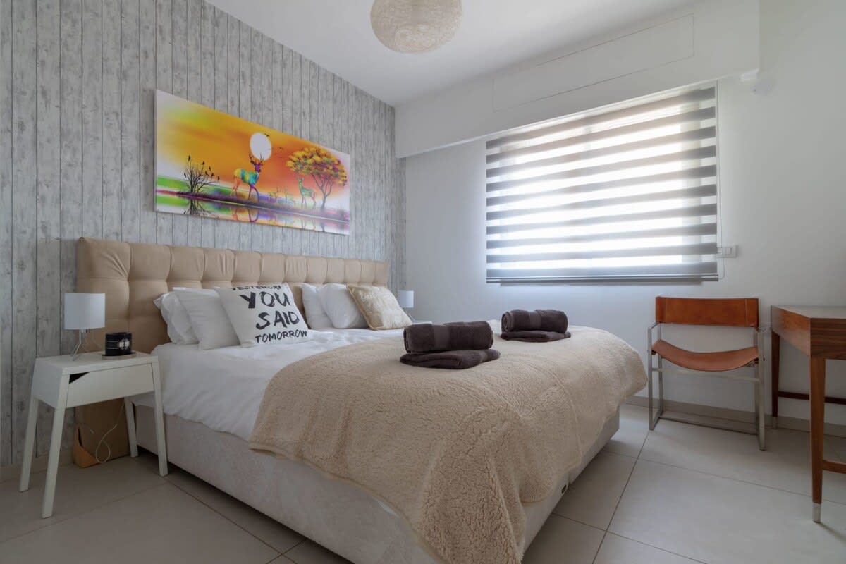 Haneviim court 2 bedroom with amazing Sukka balcony 52 photo 44